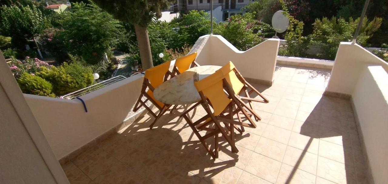 Athina Studio Apartments Kerveli Zewnętrze zdjęcie