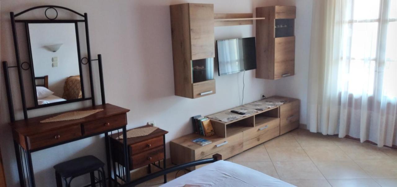 Athina Studio Apartments Kerveli Zewnętrze zdjęcie