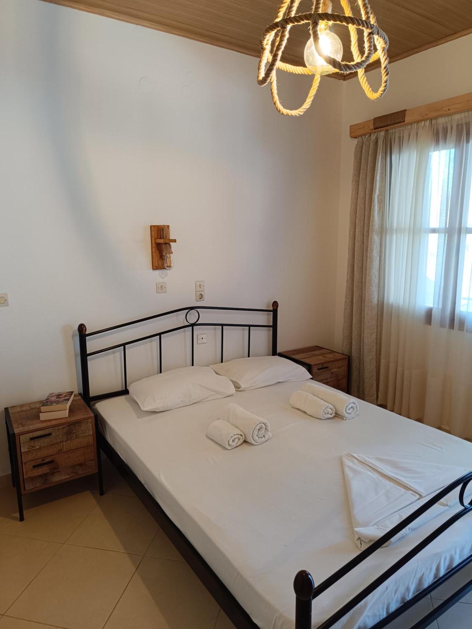 Athina Studio Apartments Kerveli Zewnętrze zdjęcie