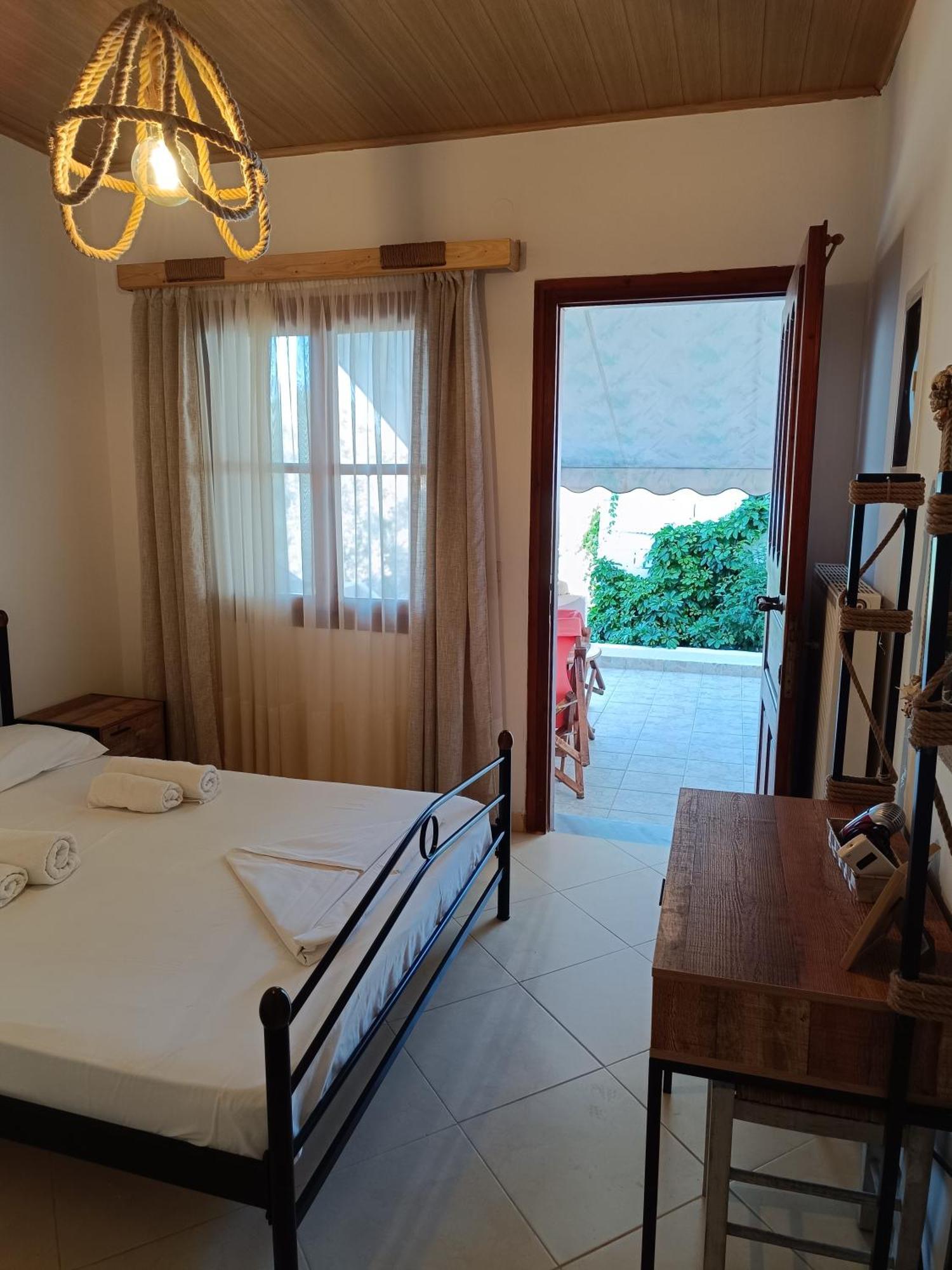 Athina Studio Apartments Kerveli Zewnętrze zdjęcie