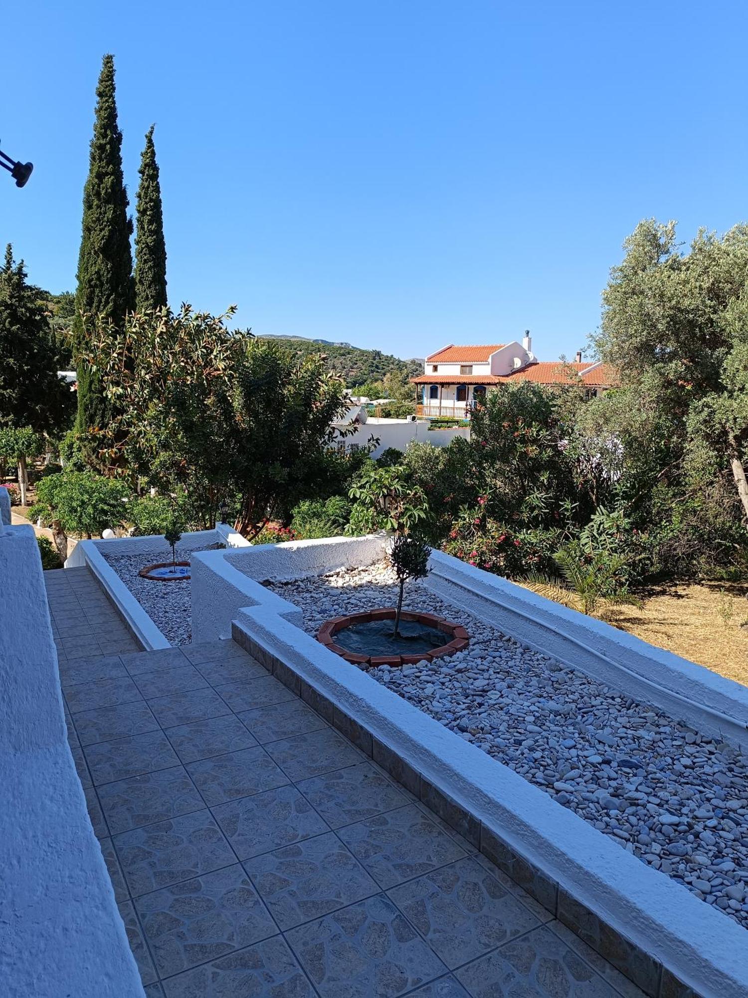 Athina Studio Apartments Kerveli Zewnętrze zdjęcie