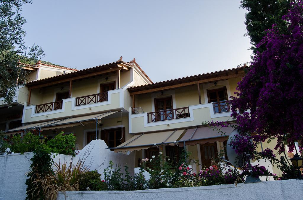 Athina Studio Apartments Kerveli Zewnętrze zdjęcie