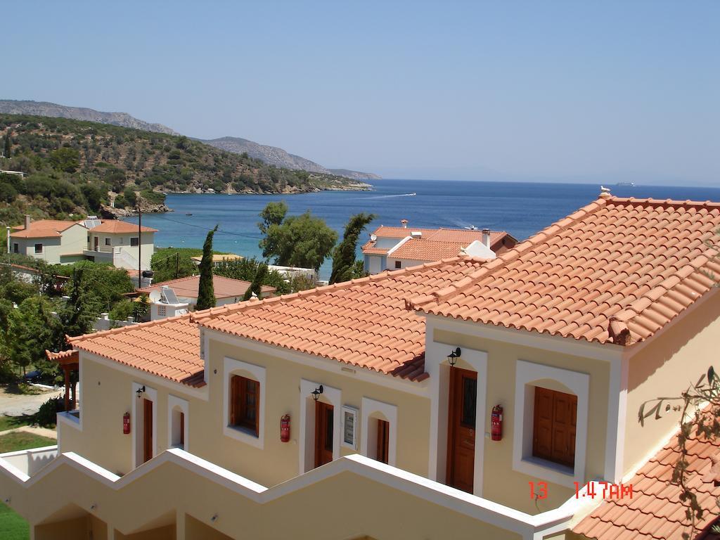 Athina Studio Apartments Kerveli Zewnętrze zdjęcie